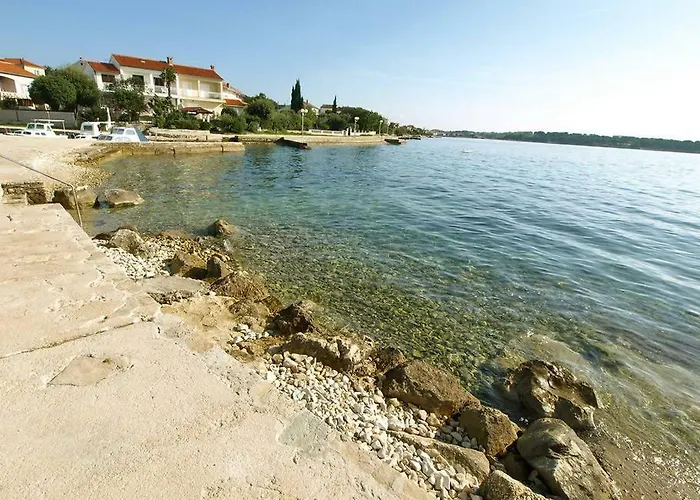 Roko Lägenhet Petrcane