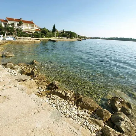 Roko Апартаменты Петрчане